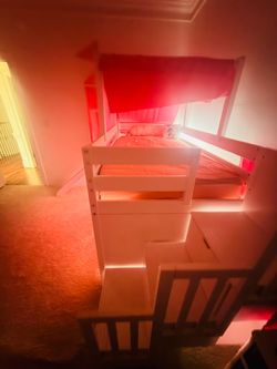 Kids castle bed