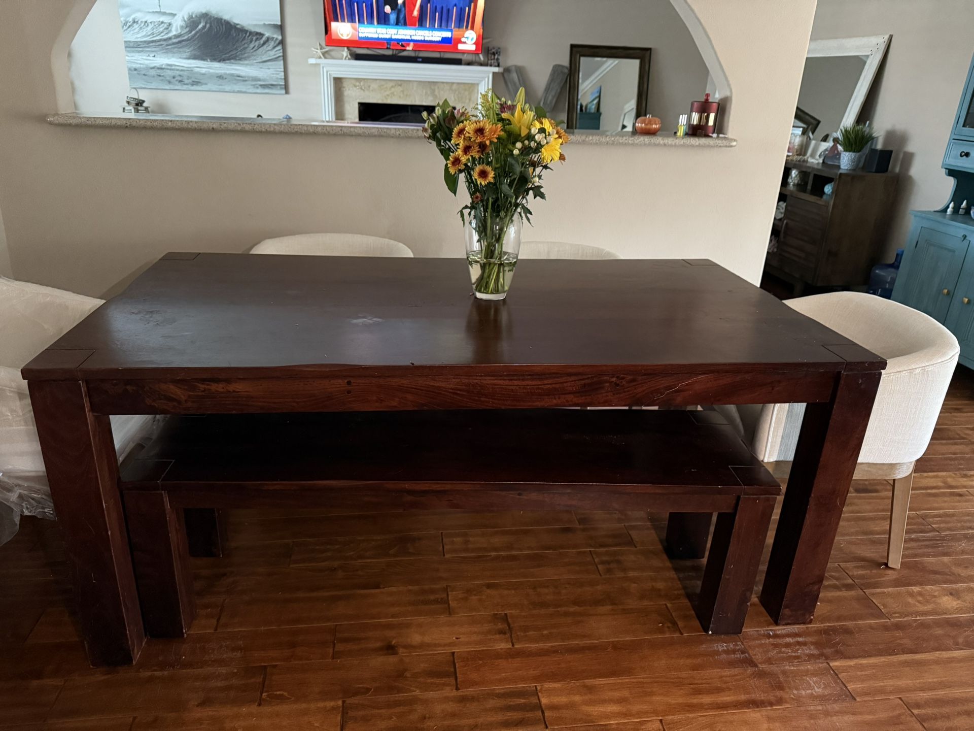 Dining table And bench $300 OBO