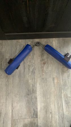 Chest Press Exercise Machine
