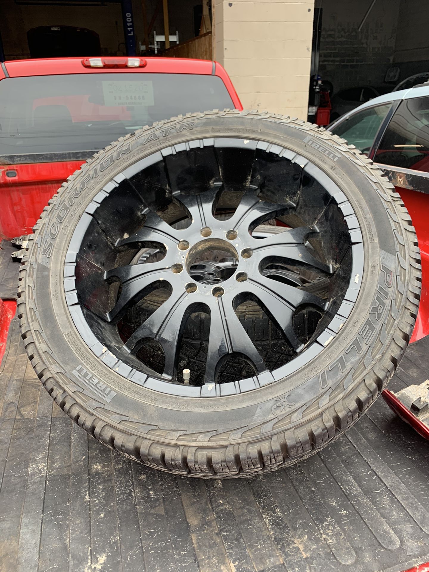 Size 24 rims tire size 325/45