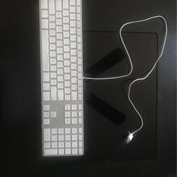 Apple Keyboard With Number Pad