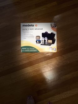 Medela Pump In Style Advanced Set.