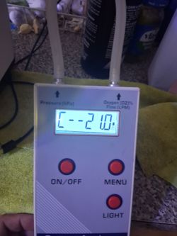Oxygen analyzer