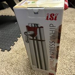 NEW In BOX. ISI THERMO XPRESS WHIP 1L/ US 1qt