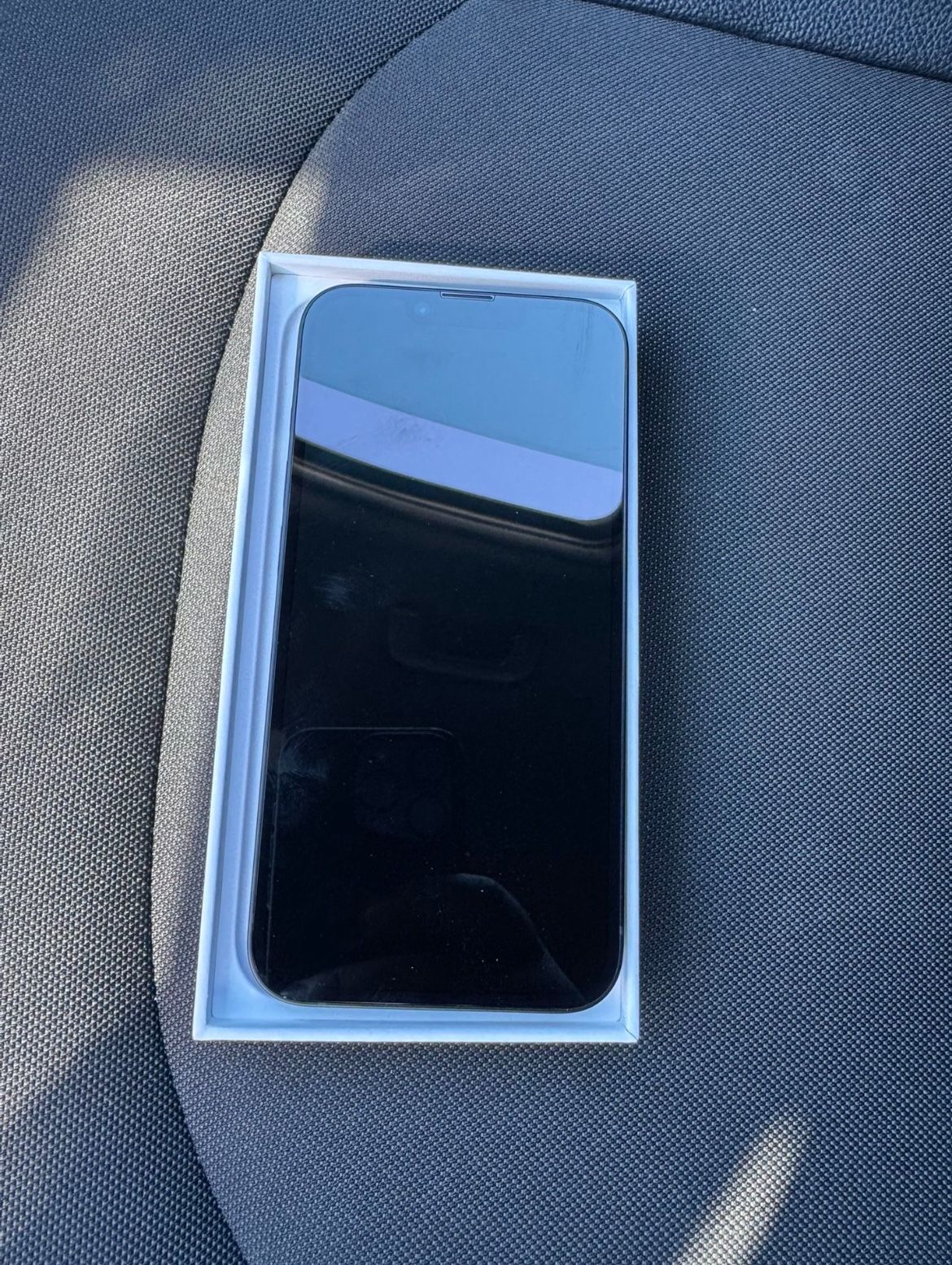 iPhone 16e 128g Used