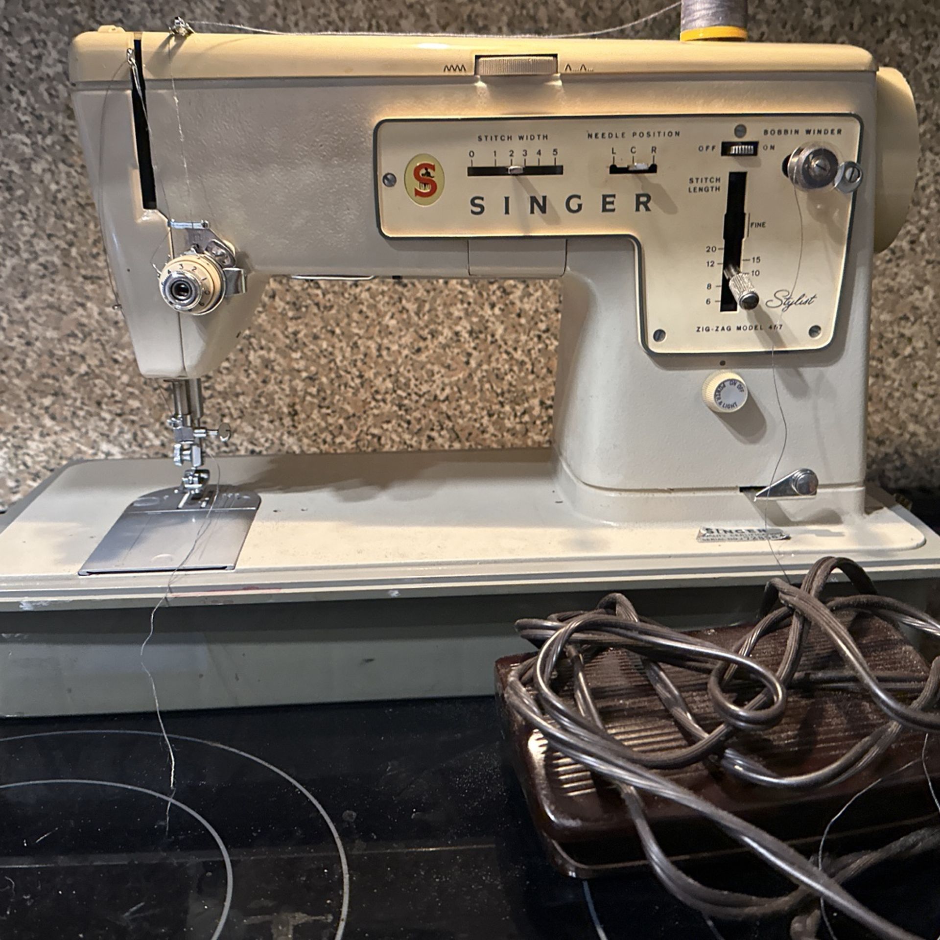 Singer Zig Zag 457