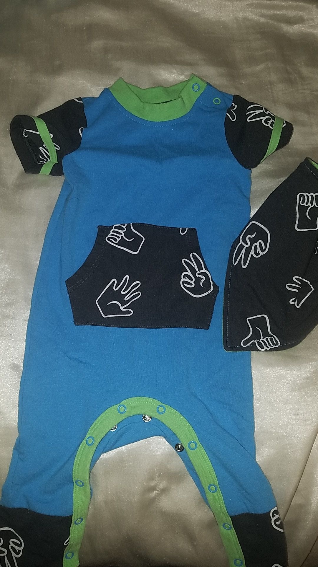 Cat & Jack Peace and Thumbs Up Onesie with Bib