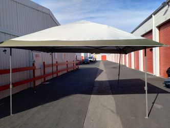 Tent In Great Condition Like New 