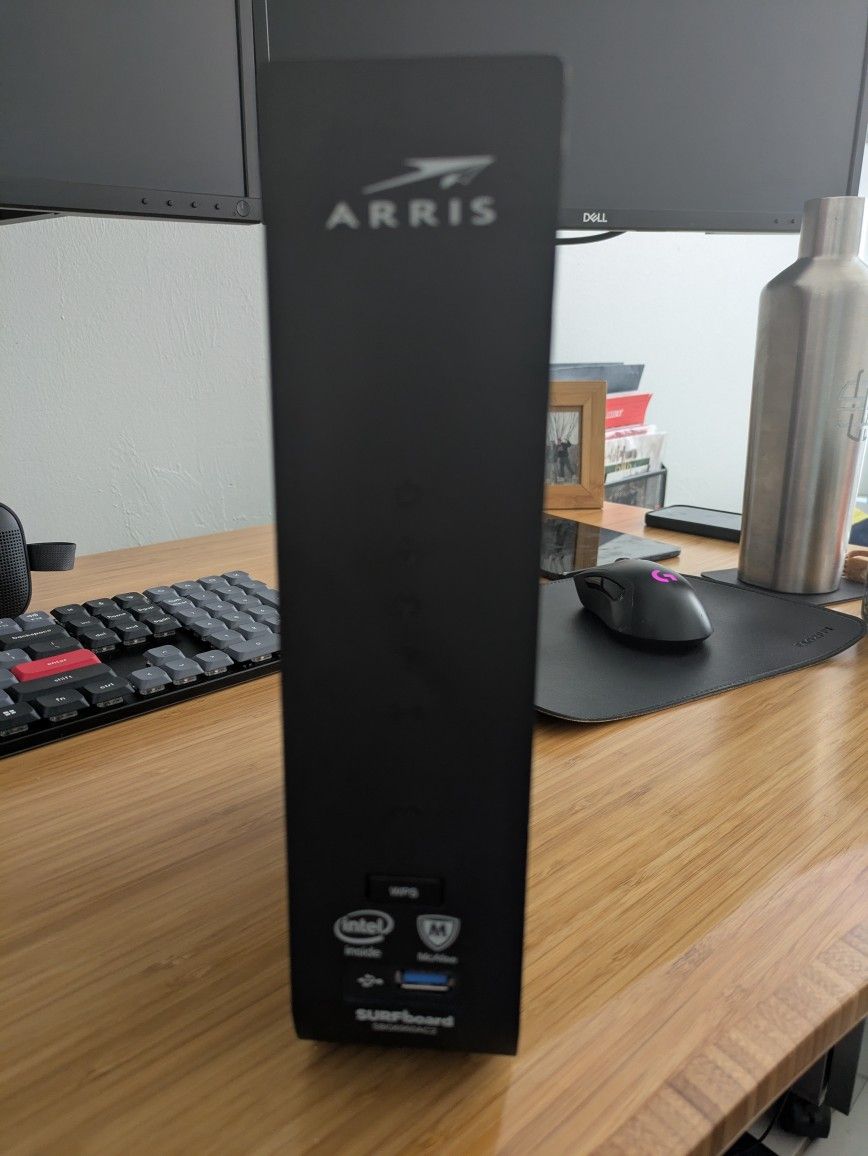 ARRIS Surfboard SBG6950AC2 DOCSIS 3.0 Cable Modem & AC1900 Wi-Fi Router