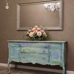 Gorgeous Buffet/sideboard/dresser