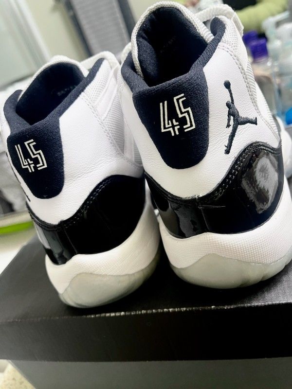 Jordan 11