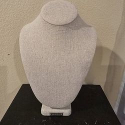 Like newStella & Dot Necklaces Holder/Stand (reseda ca)

-