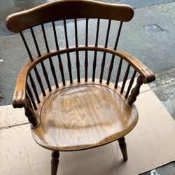 Captain’s chair