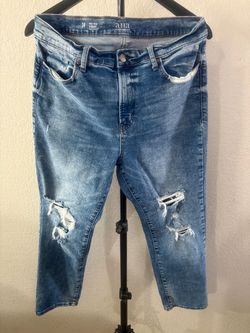 a.n.a High-Rise Straight Jeans