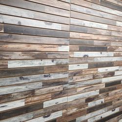 Slat Wall And Fixtures