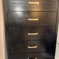 Tall 5 Drawers Dresser