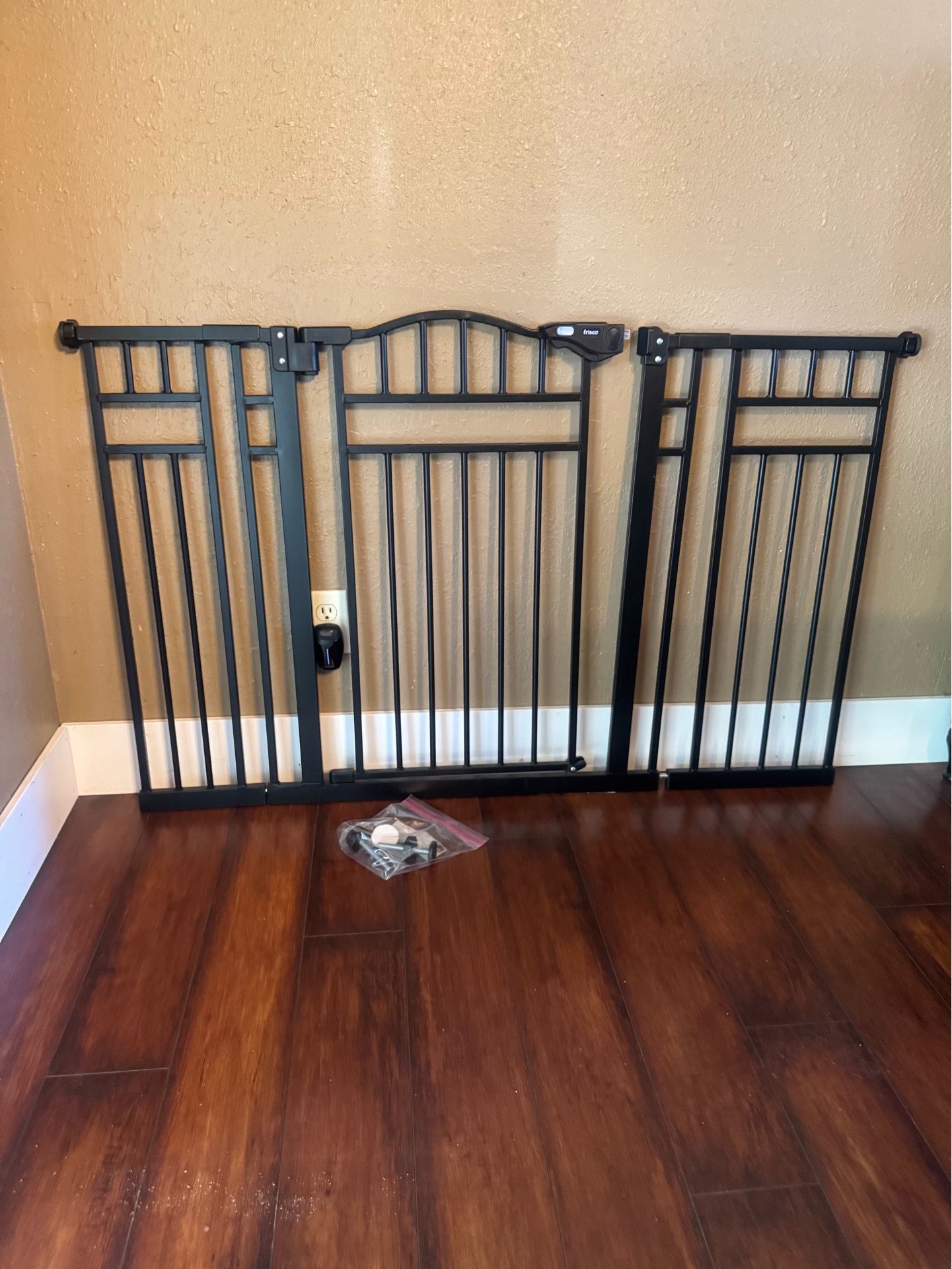 48 inch pet gate or baby gate with Door