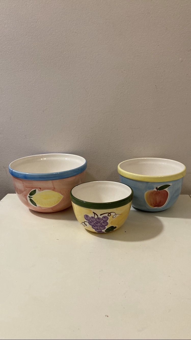 3 pc Ceramic Mixing Bowl Set | Three Piece Ceramic Serving Bowl Set Fruit Motif Sizes Below 🔻