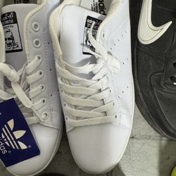 Adidas White Sneakers – Size 8.5 – Brand New with Tag