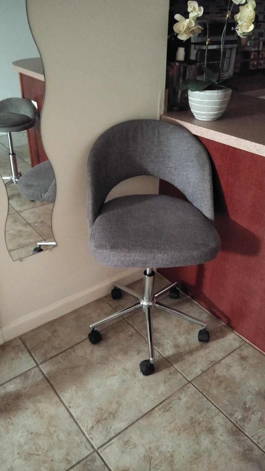 Barstool