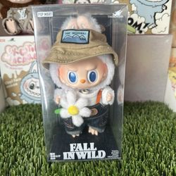 Fall In The Wild Keychain Pendant 