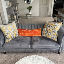 Upholstered Sofa Set 