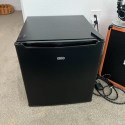 Mini fridge 1.7 Cu Ft
