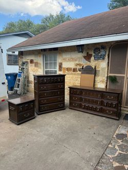 Dresser Set