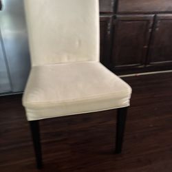 Set Of 4 Chairs