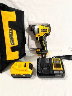 Brand new Dewalt atomic model 20V brushless impact driver tool set. ￼