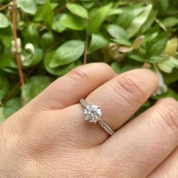 Engagement ring 💍 silver sterling 925 moissanita