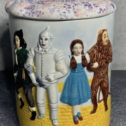 The Wizard of Oz Cookie Jar - There’s No Place Like Home - by Star Jars - 1998 -