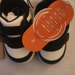 N. Peoria Brand New Baby Infant Shoes Size 3 Months..  Velcro Please Read Description For Pick Up Location Options 