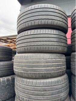 255/45r20  Michelin  tires en excelentes condiciones de vida las 4