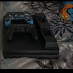 PS4