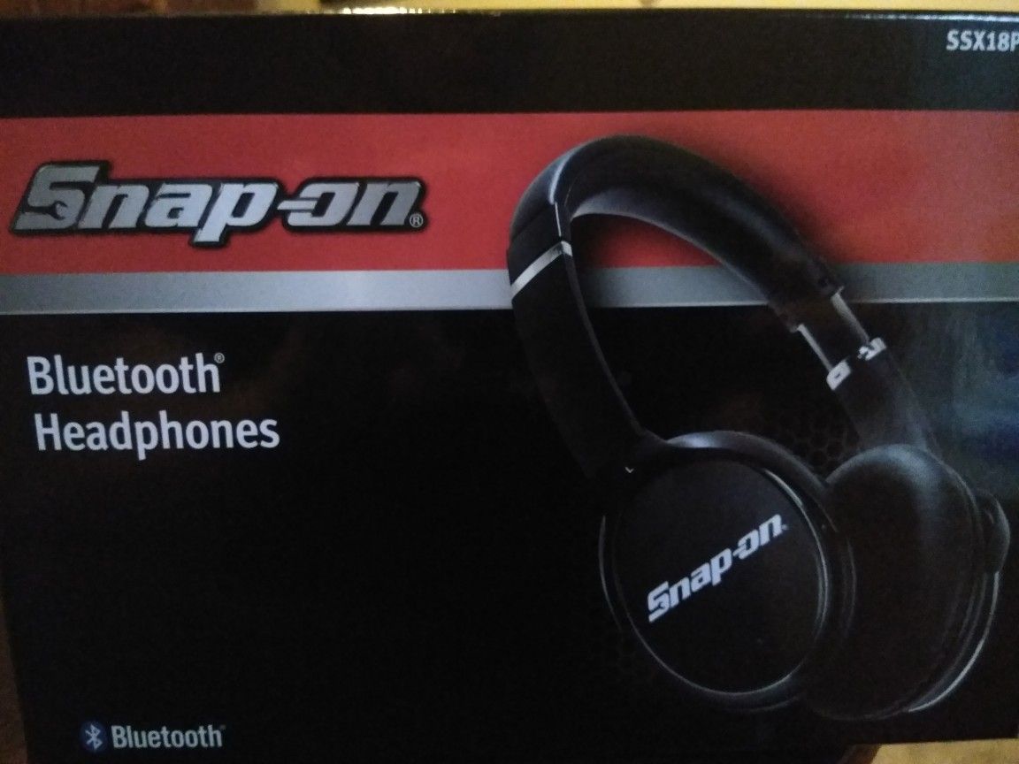 Snap on Bluetooth headphones