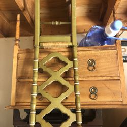 Antique desk With Chair