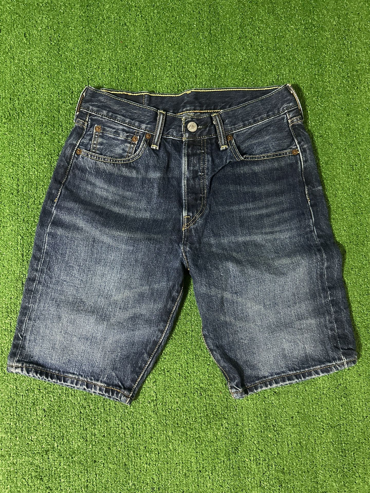 Levi's navy blue denim shorts size 29 