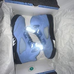 Jordan 5 Retro SE UNC ‘Heart & Soul’ Mens 11
