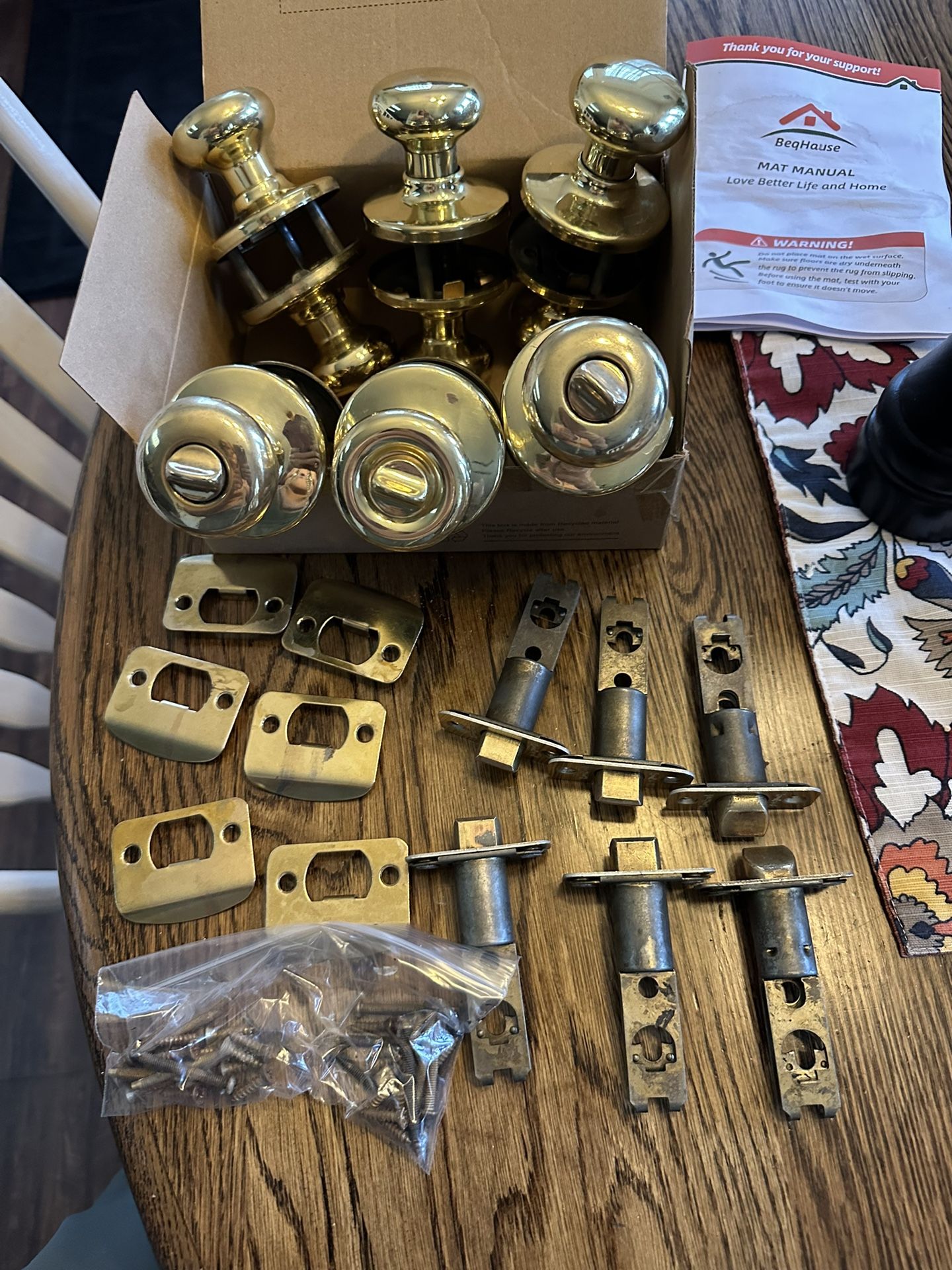 6 Vintage Brass Doorknobs 