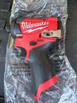 Milwaukee FUEL Cordless Impact Driver m12