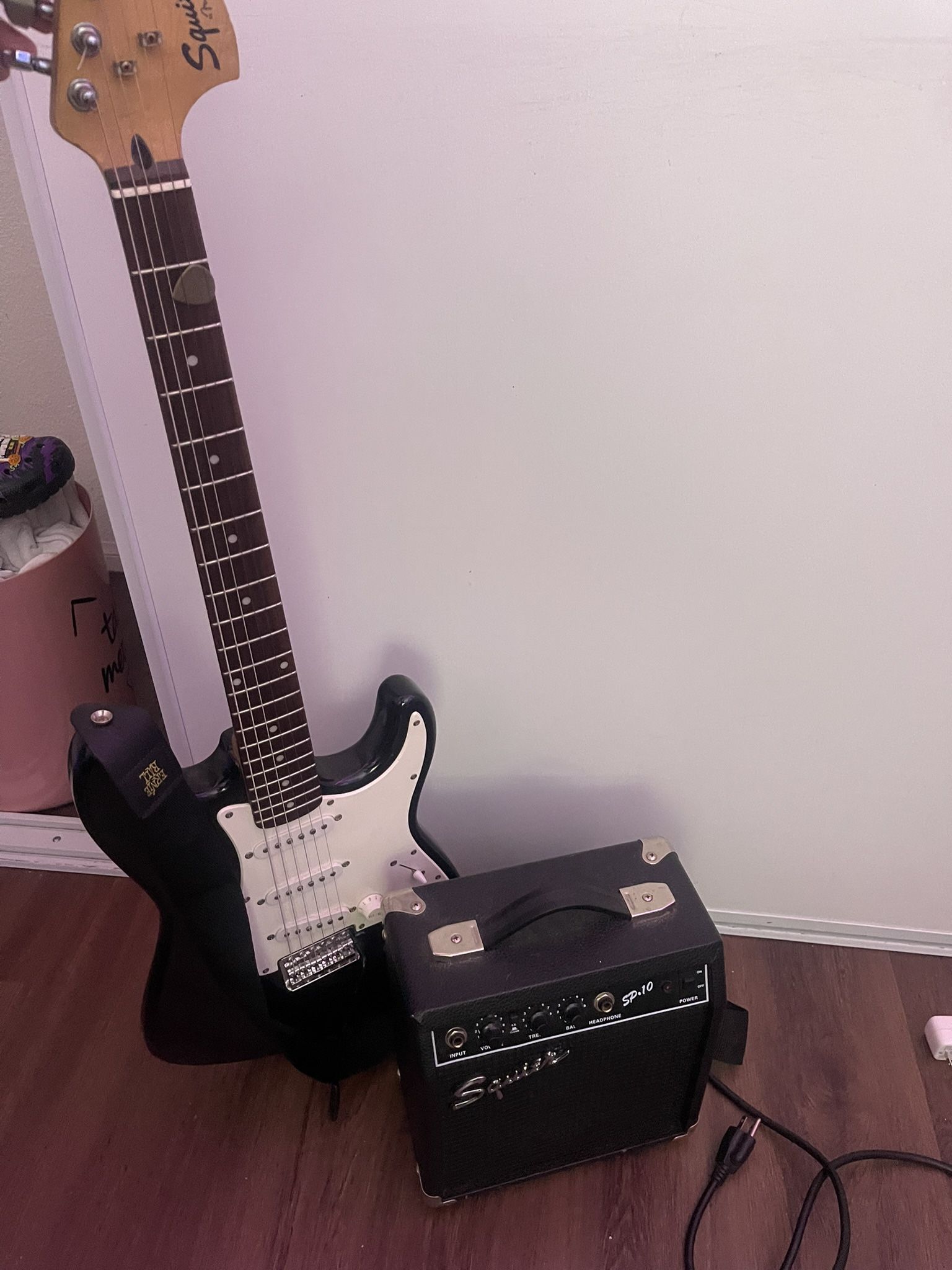 Starter electric guitar With Amp(Read Description)