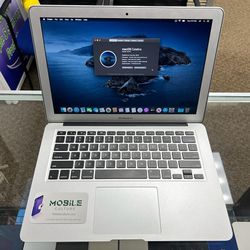 2017 MacBook Air 13" i5 8gb 128HD (Ask About Our Finance Options!!)