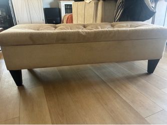 Storage ottoman