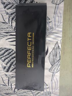 Perfecta Straightening Brush