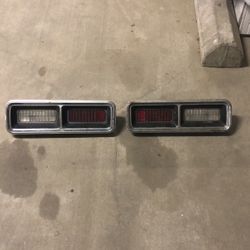 Original GM 1968 Camaro Rear Tail Light Housings