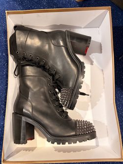 Black Gucci shoes