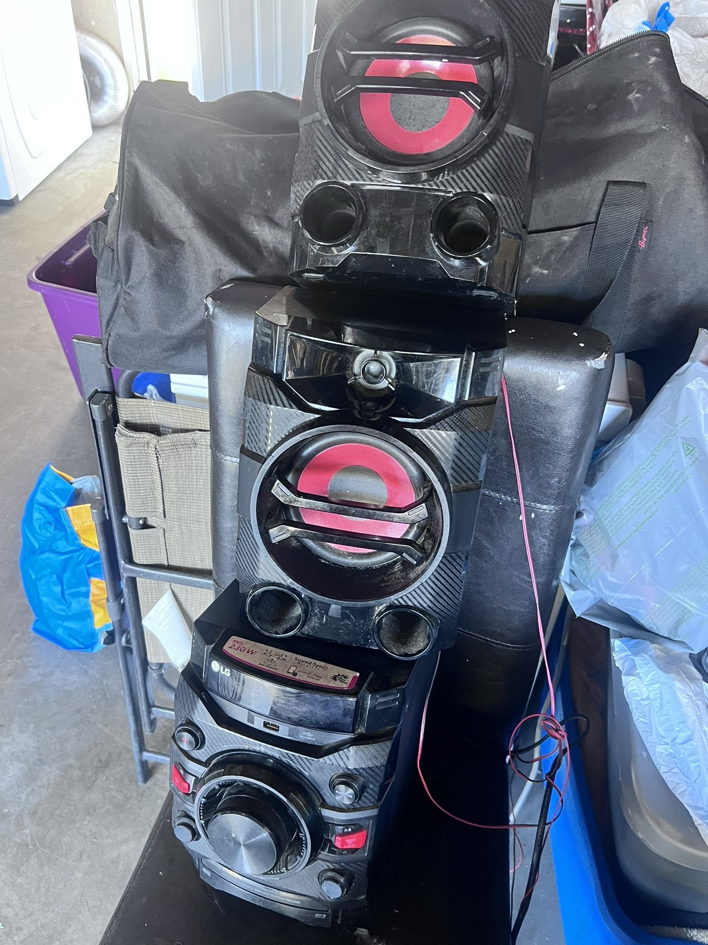 Speaker Knockers
