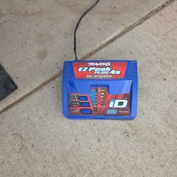 Traxxas Battery Charger 