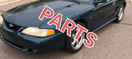 Mustang gt Parts/Partes
